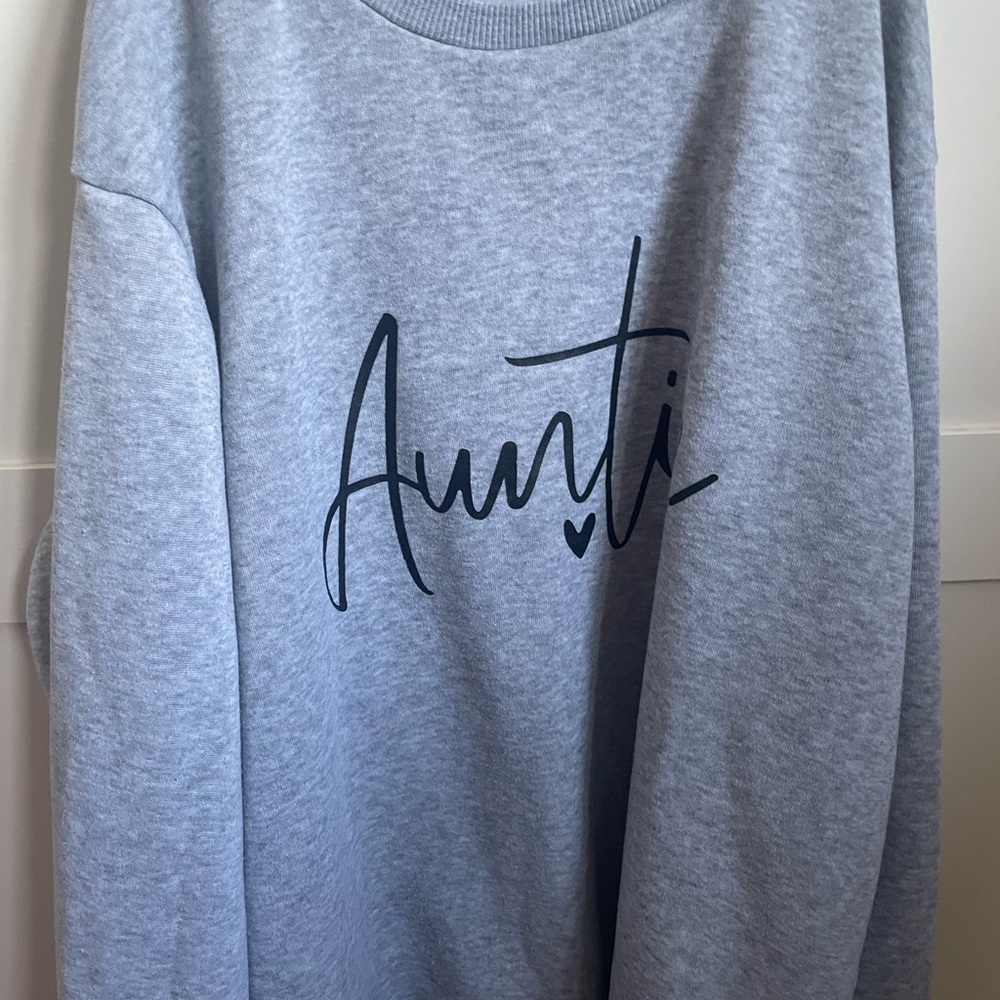 SHEIN large sweater with word Auntie
